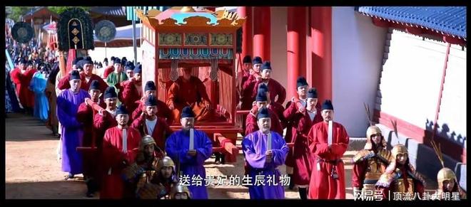 大爆款《在人间》横空出世三大平台亮出“王炸剧” 抢占榜首(图7)